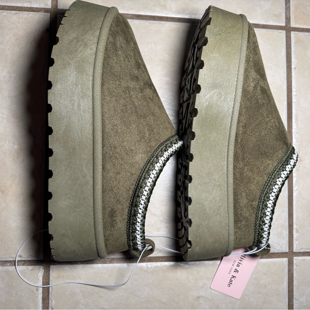 Olivia & Kate New York Sz-9.5 Olive Green Platform Slip-On Shoes NWT